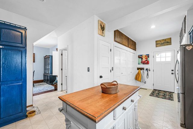 417 James STREET, Burlington, WI 53105