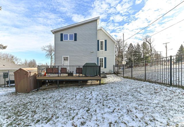 417 James STREET, Burlington, WI 53105