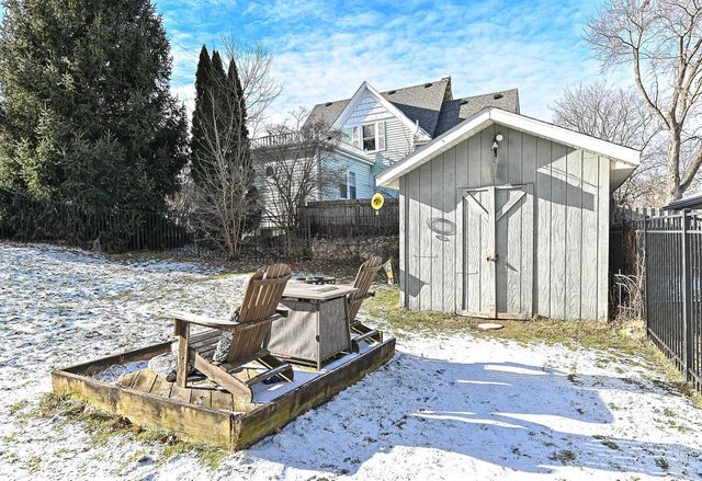 417 James STREET, Burlington, WI 53105