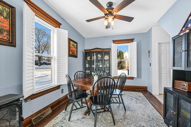 417 James STREET, Burlington, WI 53105