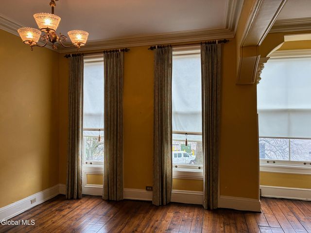 165 Lancaster Street, Albany, NY 12210