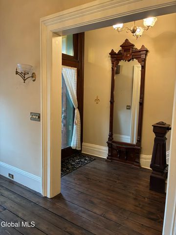 165 Lancaster Street, Albany, NY 12210
