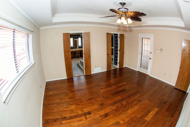 5601 Dye Drive, Arlington, TX 76013