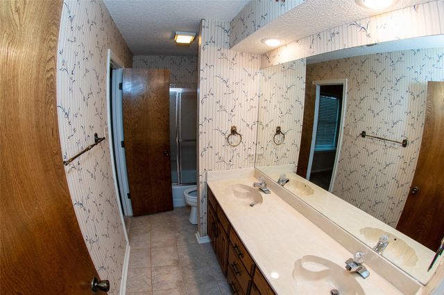 5601 Dye Drive, Arlington, TX 76013