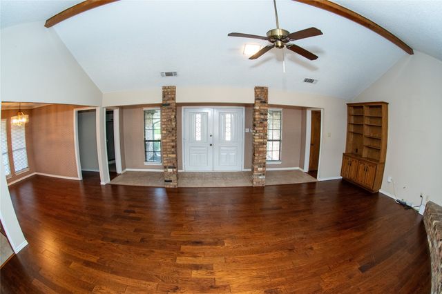 5601 Dye Drive, Arlington, TX 76013