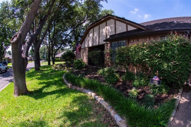 5601 Dye Drive, Arlington, TX 76013