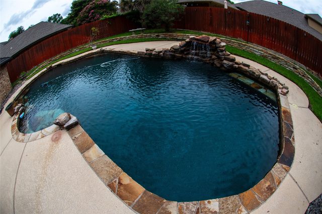 5601 Dye Drive, Arlington, TX 76013