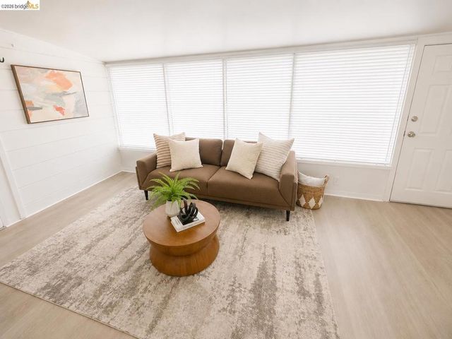 810 Pierce St, Albany, CA 94706