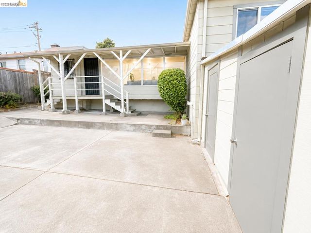 810 Pierce St, Albany, CA 94706