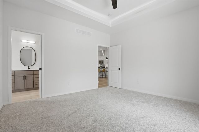 110 Dogwood Lane, Tiffin, IA 52340