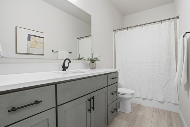 110 Dogwood Lane, Tiffin, IA 52340