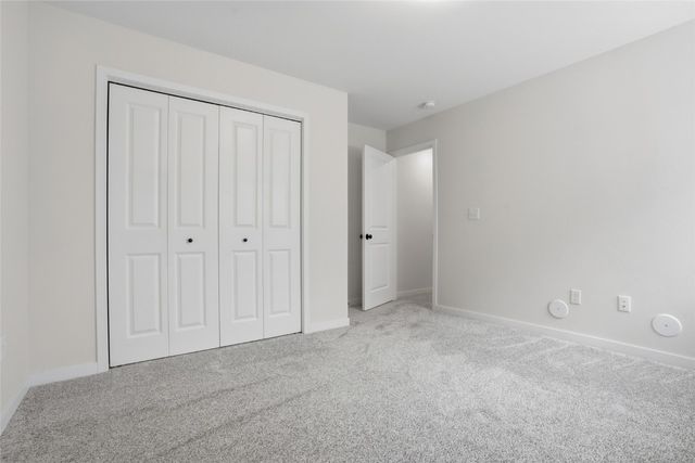 110 Dogwood Lane, Tiffin, IA 52340