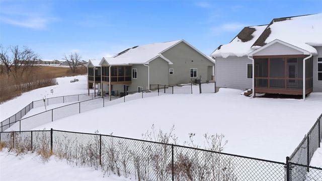 110 Dogwood Lane, Tiffin, IA 52340