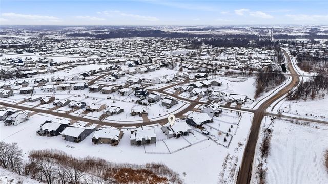 110 Dogwood Lane, Tiffin, IA 52340