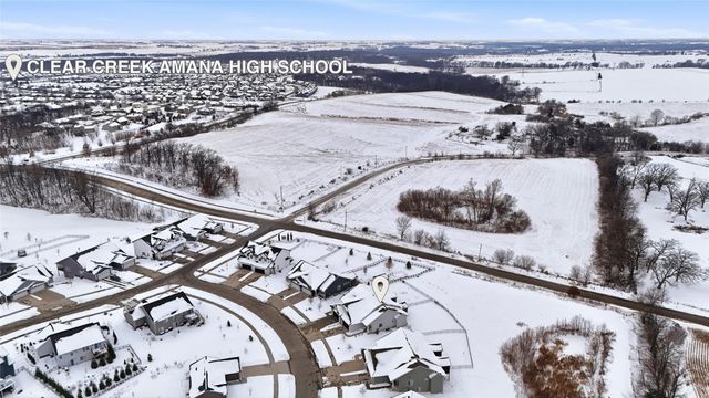 110 Dogwood Lane, Tiffin, IA 52340