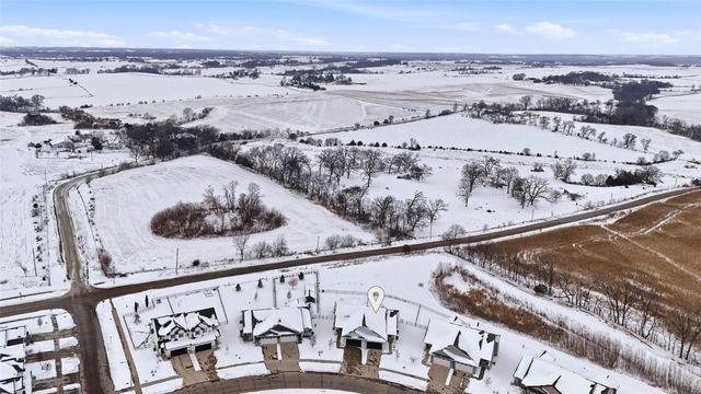 110 Dogwood Lane, Tiffin, IA 52340