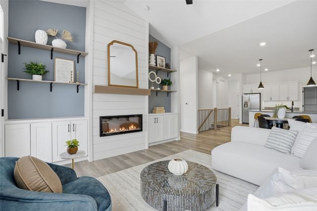 110 Dogwood Lane, Tiffin, IA 52340