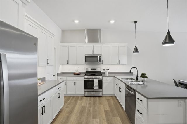 110 Dogwood Lane, Tiffin, IA 52340