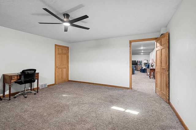 512 APPLEWOOD DRIVE, Kimberly, WI 54136