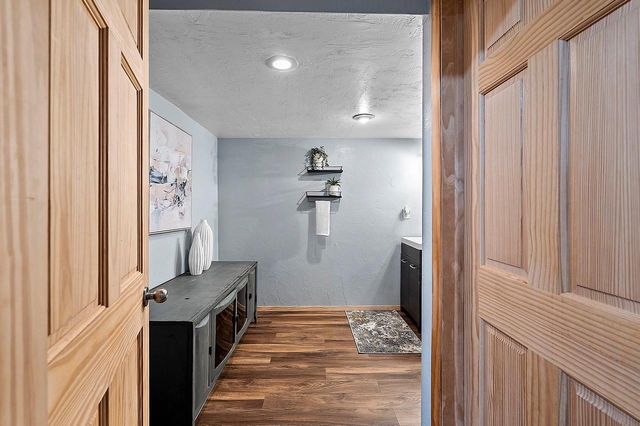 512 APPLEWOOD DRIVE, Kimberly, WI 54136