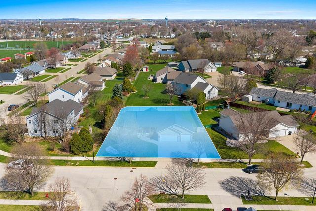 512 APPLEWOOD DRIVE, Kimberly, WI 54136
