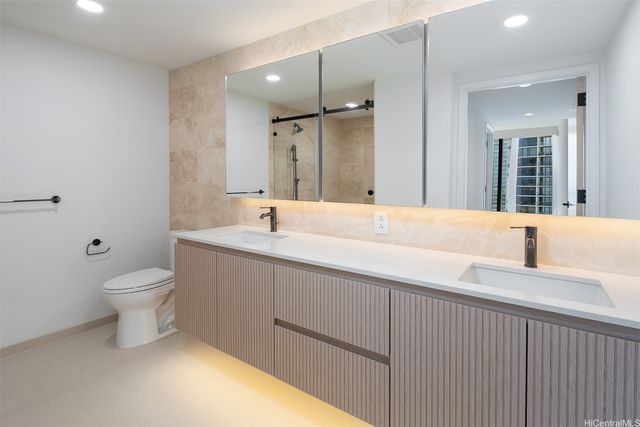 333 Ward Avenue 1704, Honolulu, HI 96814