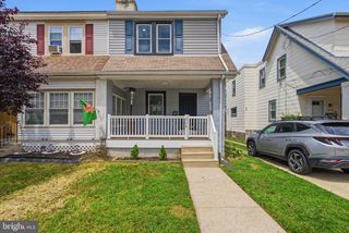 228 N LINDEN AVE, Upper Darby, PA 19082