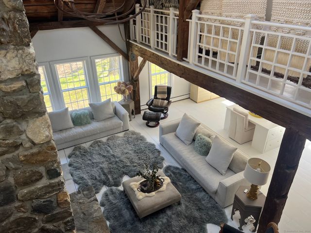 18 Bear Burrow Road, Roxbury, CT 06783