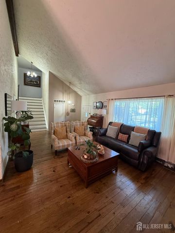 904 Nantucket Court, Toms River, NJ 08753