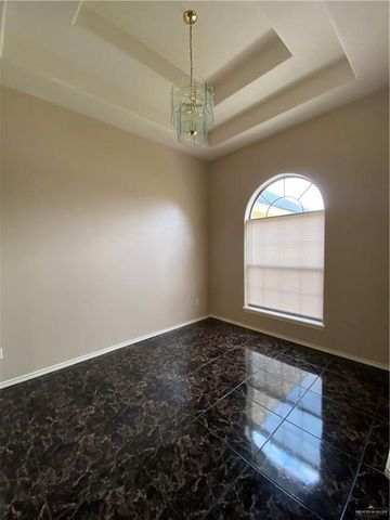 2207 Paseo Encantado Street, Mission, TX 78572