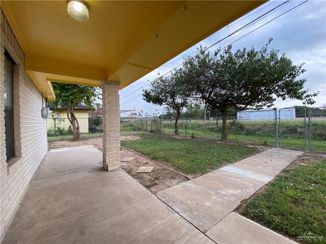 2207 Paseo Encantado Street, Mission, TX 78572
