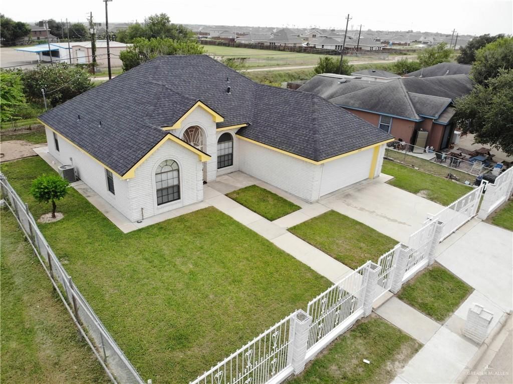 2207 Paseo Encantado Street, Mission, TX 78572
