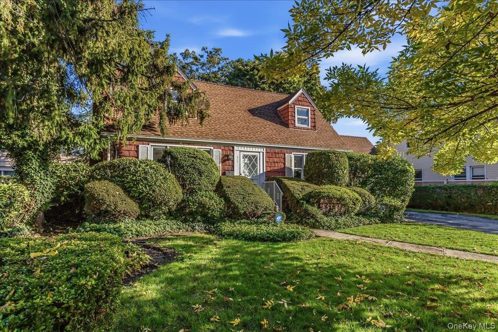 371 Charles Street, West Hempstead, NY 11552