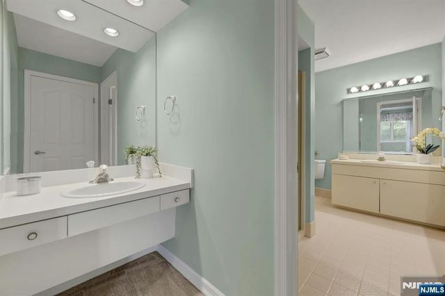 291 Vista View, Mahwah, NJ 07430