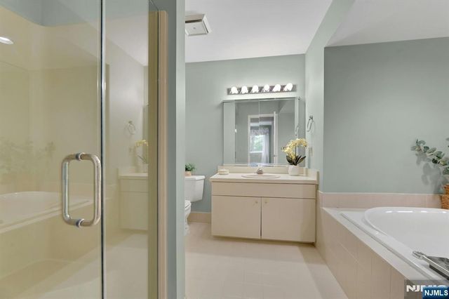 291 Vista View, Mahwah, NJ 07430