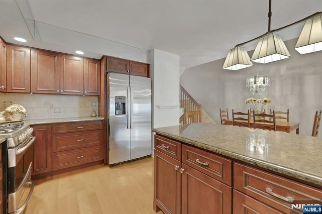 291 Vista View, Mahwah, NJ 07430