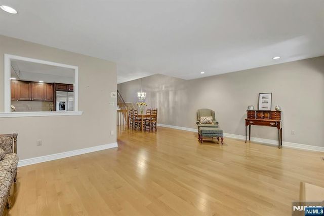 291 Vista View, Mahwah, NJ 07430