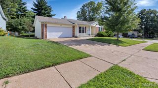 201 Barkwood Trails Drive, St Peters, MO 63376