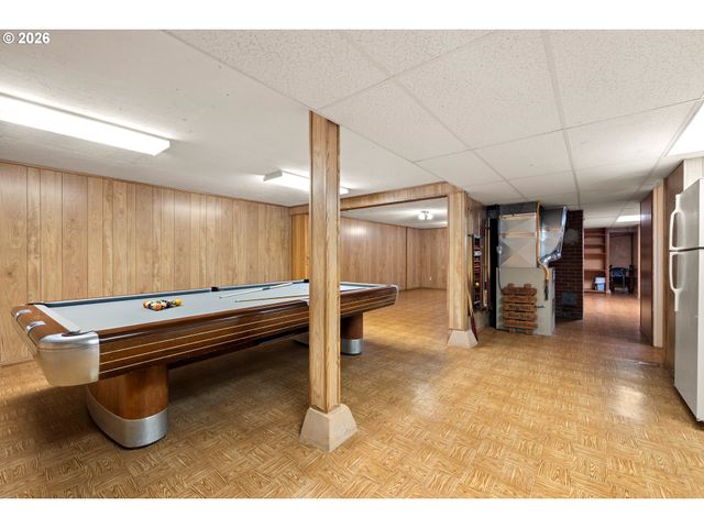 1831 Ne 142ND Ave, Portland, OR 97230