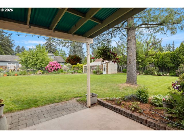 1831 Ne 142ND Ave, Portland, OR 97230
