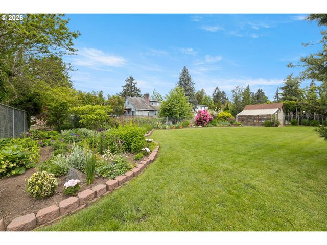 1831 Ne 142ND Ave, Portland, OR 97230