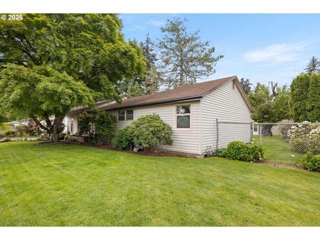 1831 Ne 142ND Ave, Portland, OR 97230