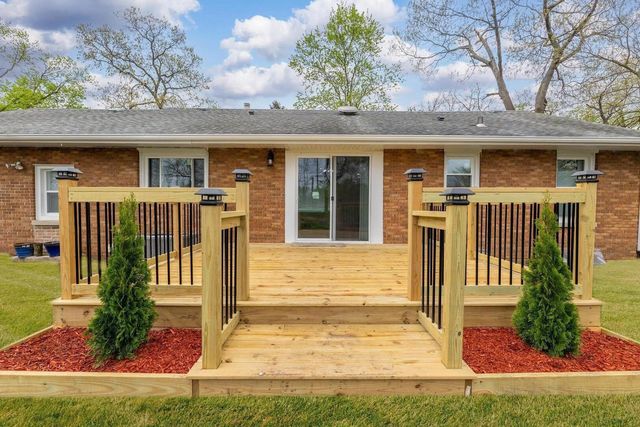 2100 Crest Road, Gary, IN 46408