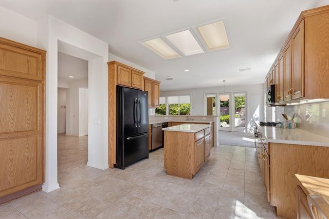 231 Cabot Ct, Lincoln, CA 95648