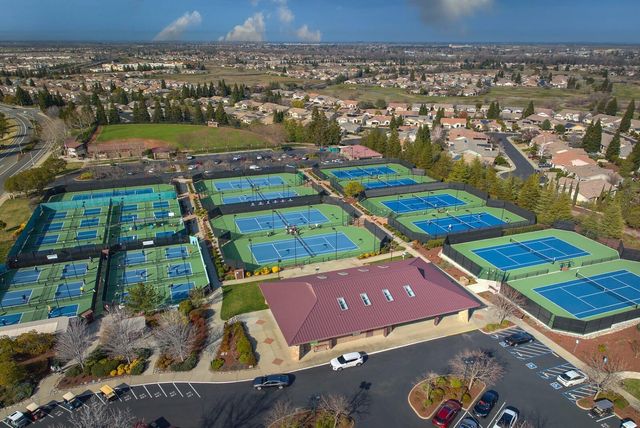 231 Cabot Ct, Lincoln, CA 95648