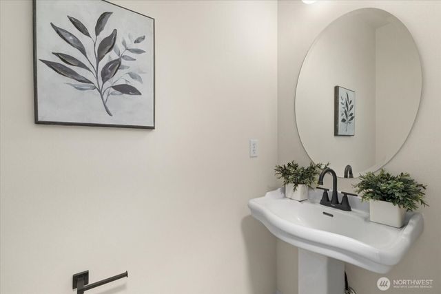 4924 Balustrade Boulevard SE, Lacey, WA 98513