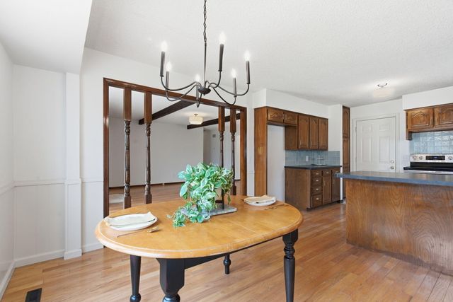 3656 S Westwood Avenue, Springfield, MO 65807