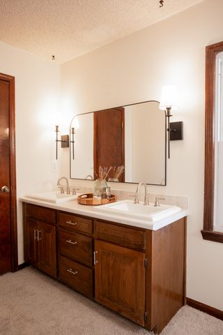 3656 S Westwood Avenue, Springfield, MO 65807