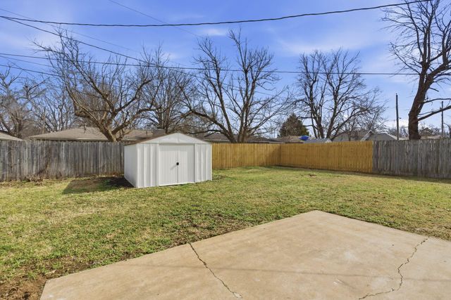 3656 S Westwood Avenue, Springfield, MO 65807