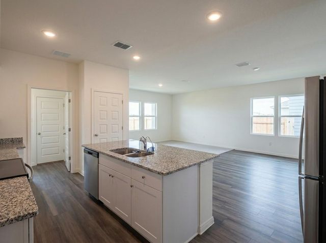 616 Wesley Miller LN, Taylor, TX 76574